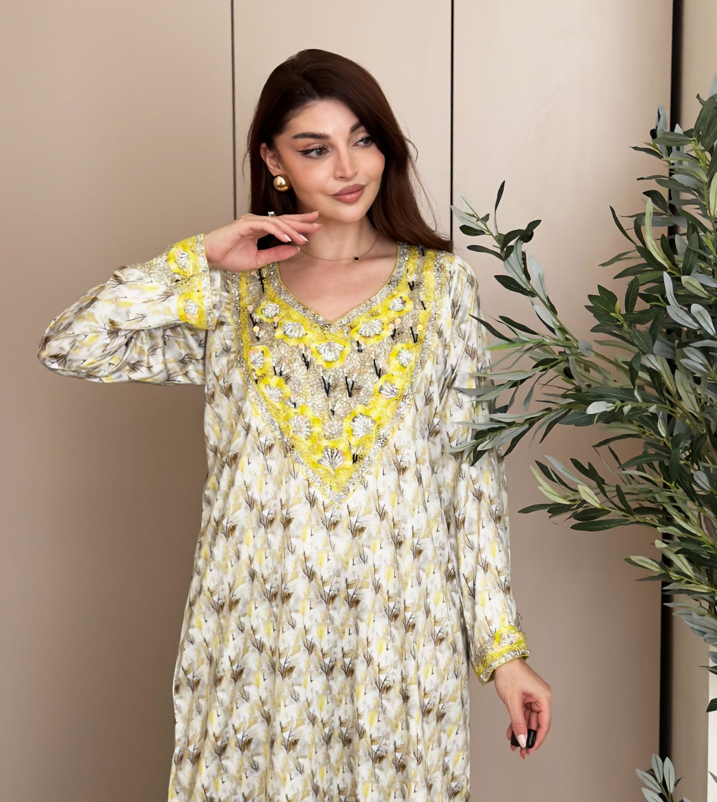 Golden Blossom Mukhawer
